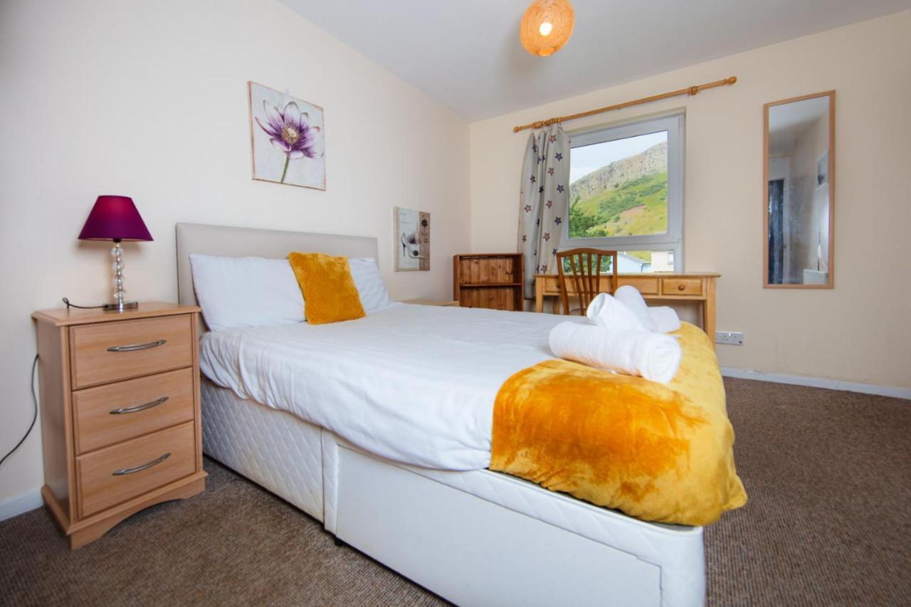 Fab Arthur Seat Views, Old Town Apartment 爱丁堡 外观 照片
