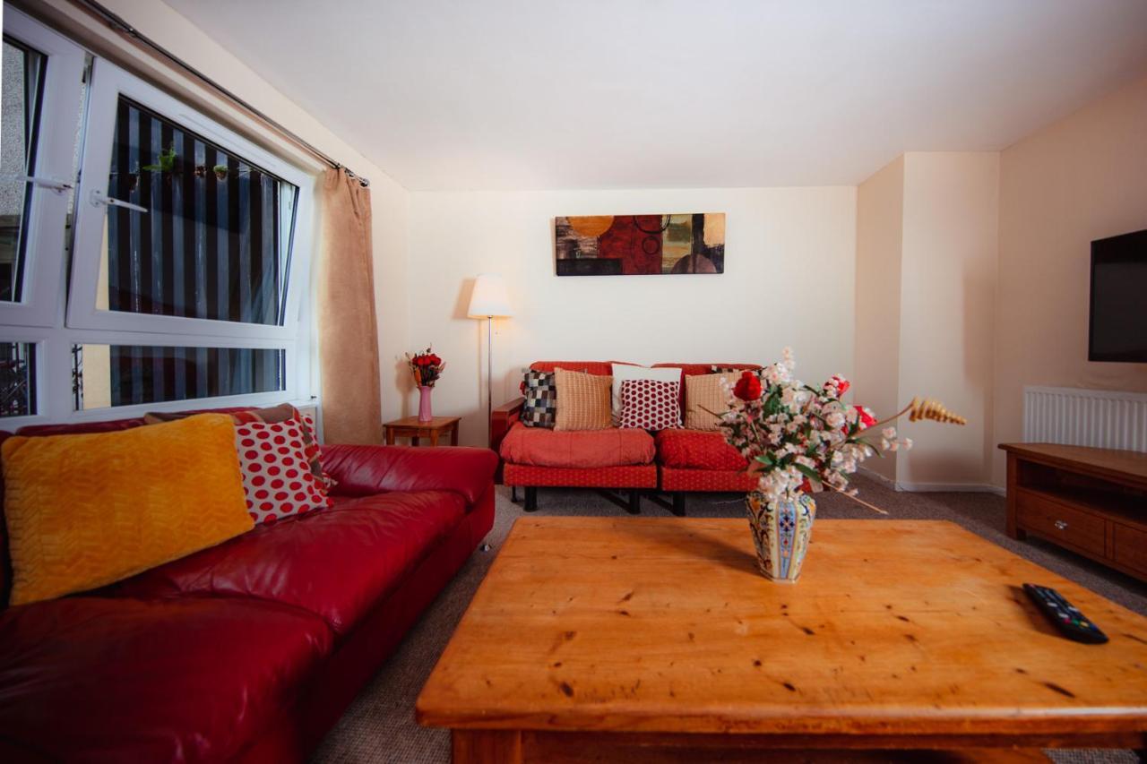 Fab Arthur Seat Views, Old Town Apartment 爱丁堡 外观 照片