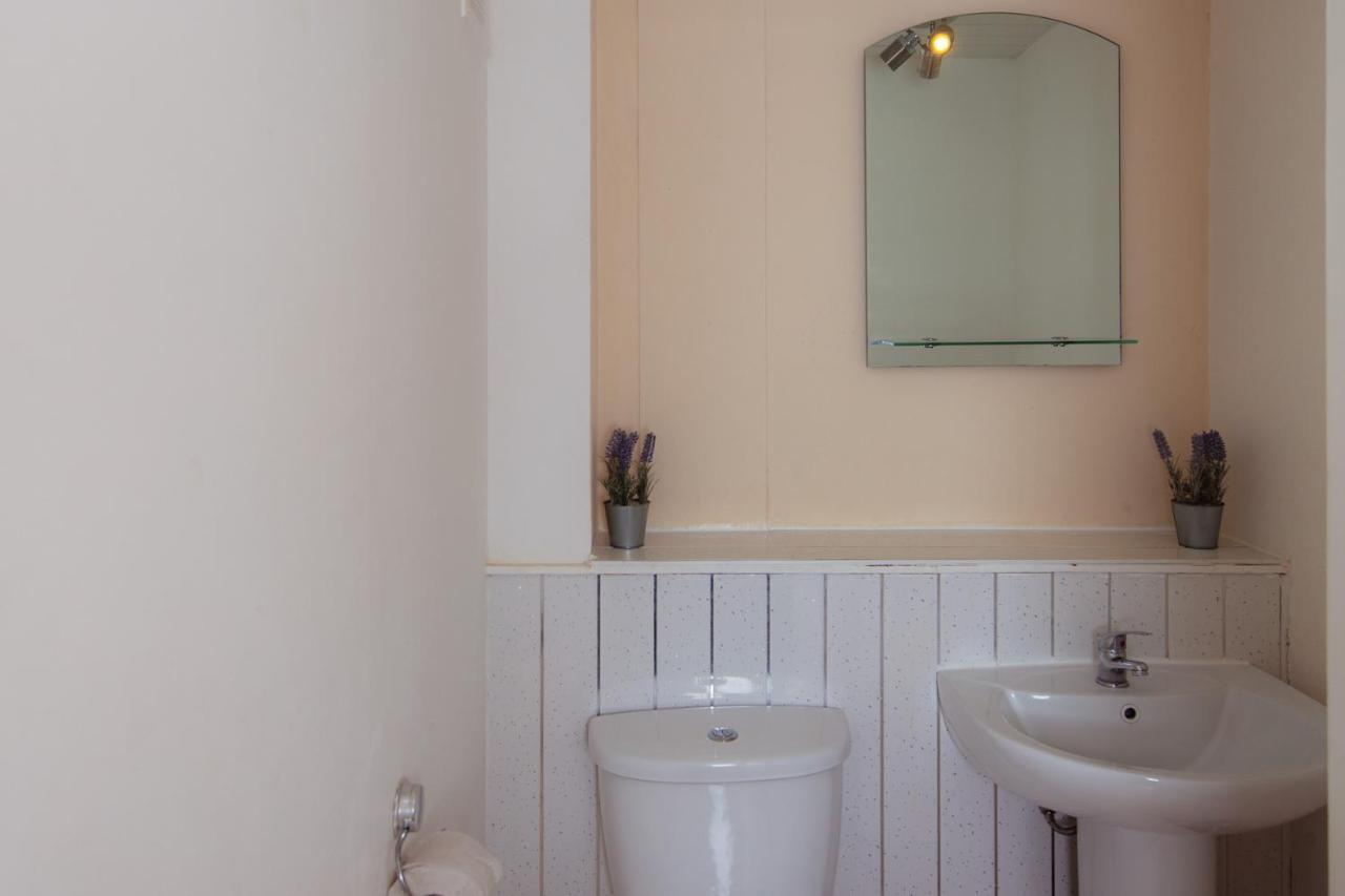 Fab Arthur Seat Views, Old Town Apartment 爱丁堡 外观 照片