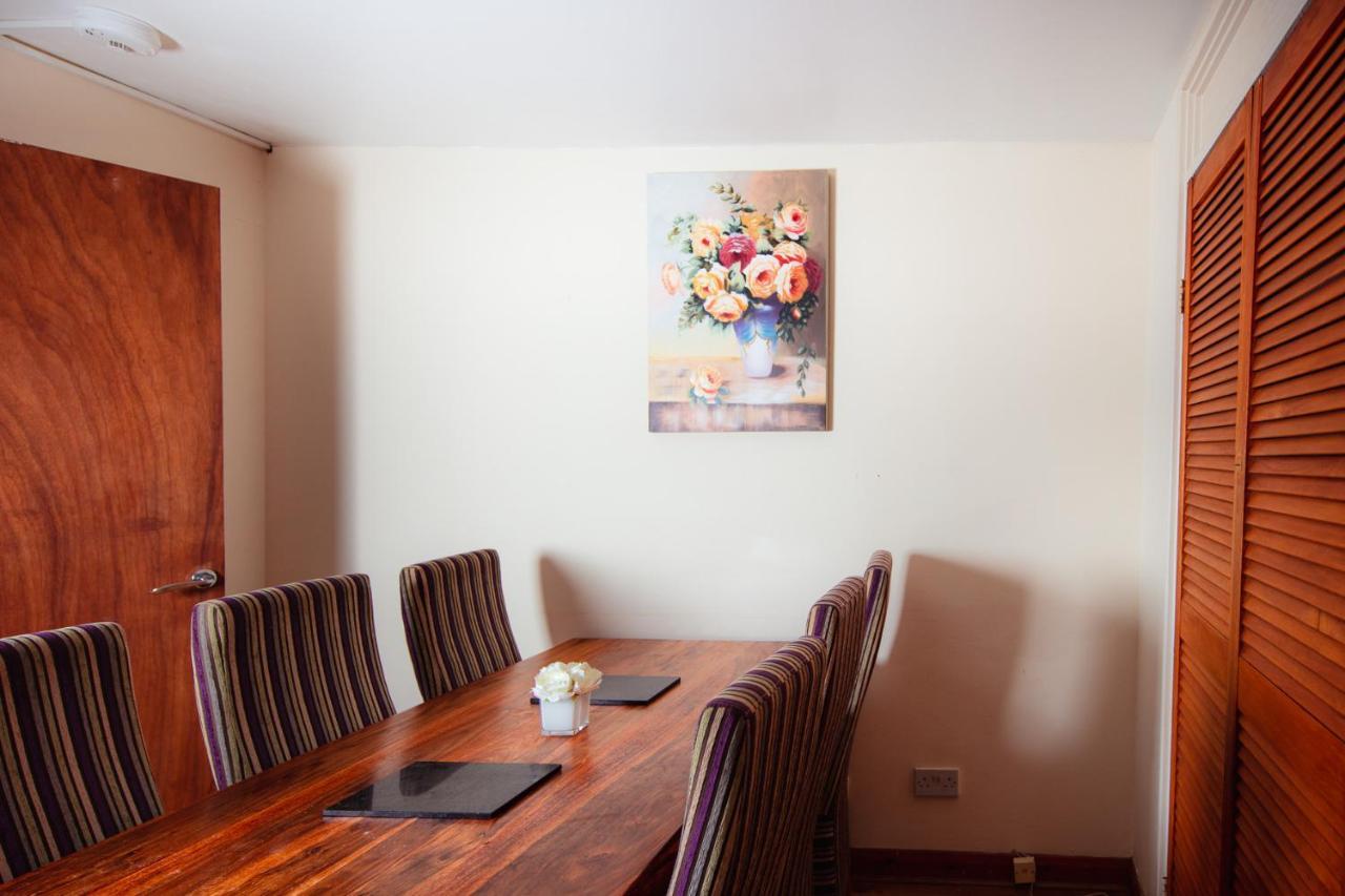 Fab Arthur Seat Views, Old Town Apartment 爱丁堡 外观 照片